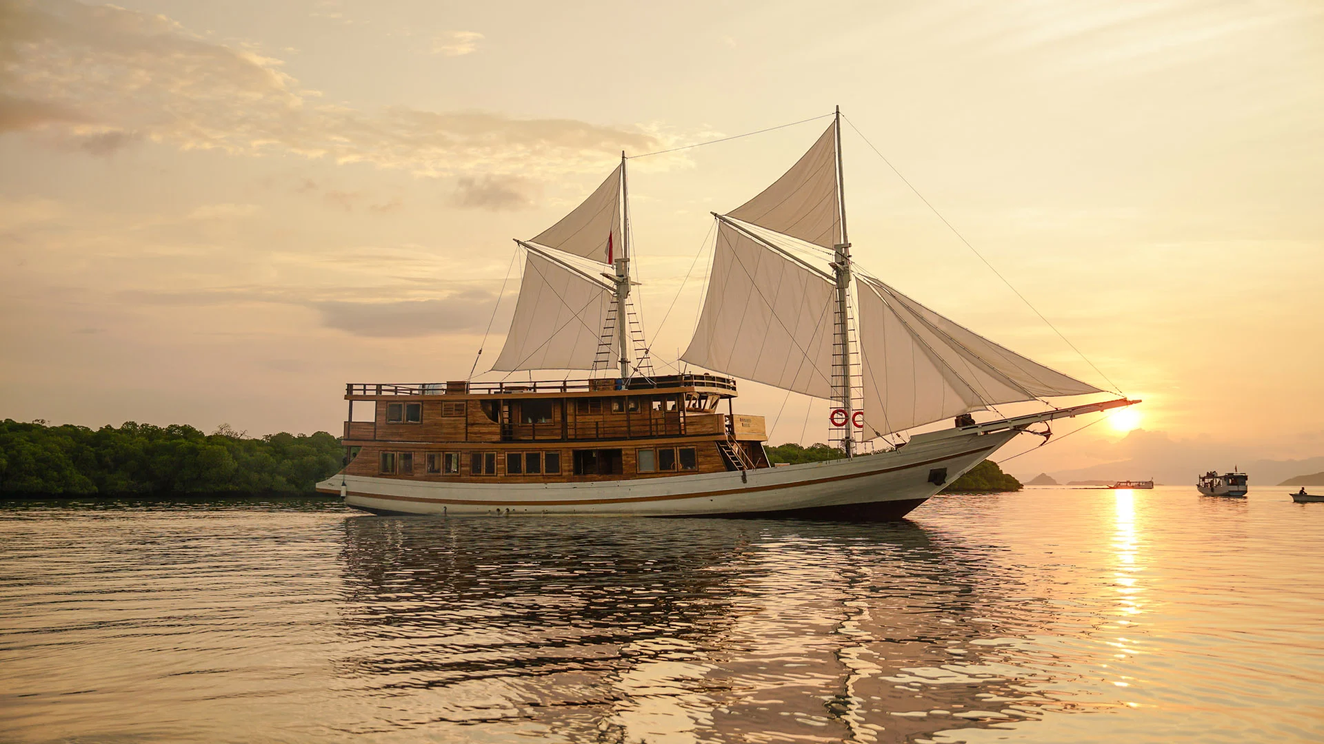 Sundari Voyage